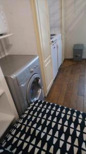 Louer Appartement Paris-12eme-arrondissement 690 euros