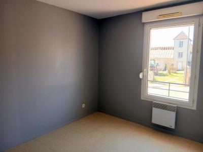 For rent Saint-bonnet-de-joux 4 rooms 74 m2 Saone et loire (71220) photo 2