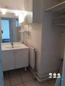 For rent Gennevilliers 3 rooms 61 m2 Hauts de Seine (92230) photo 3
