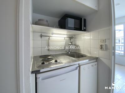 For rent Issy-les-moulineaux 1 room 19 m2 Hauts de Seine (92130) photo 3