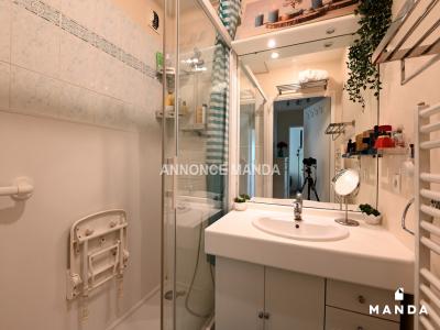 For rent Nanterre 2 rooms 42 m2 Hauts de Seine (92000) photo 4