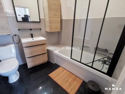 Louer Appartement Saint-etienne 464 euros