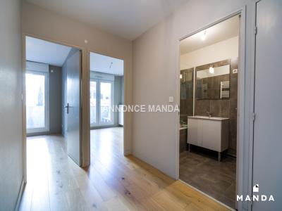 For rent Lyon-3eme-arrondissement 3 rooms 72 m2 Rhone (69003) photo 4