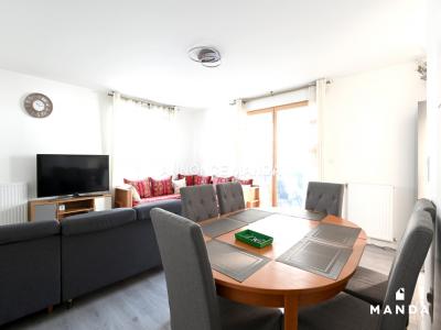 Louer Appartement 101 m2 Colombes