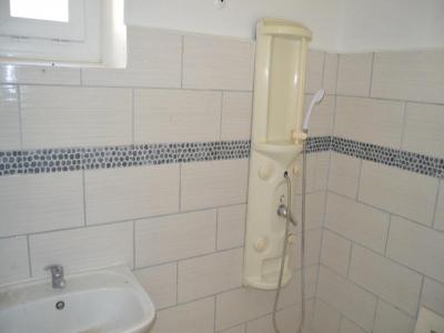 Louer Appartement 38 m2 Roquemaure