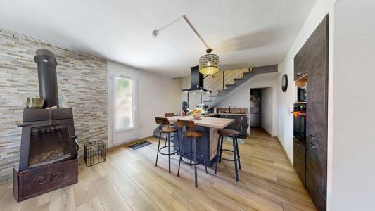 For sale Roquemaure 4 rooms 103 m2 Gard (30150) photo 1