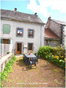 Acheter Maison Saint-sauves-d'auvergne 228000 euros
