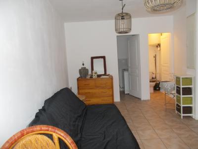 For rent Beaumont-de-pertuis 1 room 25 m2 Vaucluse (84120) photo 1