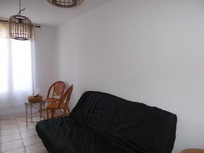 For rent Beaumont-de-pertuis 1 room 25 m2 Vaucluse (84120) photo 2
