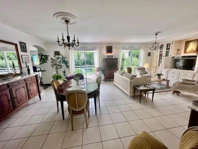 For sale Mathes 5 rooms 135 m2 Charente maritime (17570) photo 4