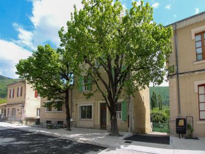 Annonce Vente 7 pices Maison Montbrun-les-bains 26
