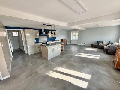 Annonce Vente 8 pices Maison Etroeungt 59