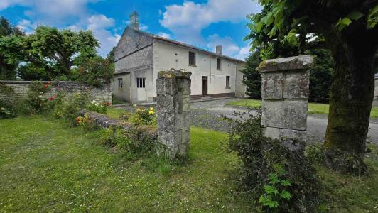 For sale Monts-sur-guesnes 4 rooms 87 m2 Vienne (86420) photo 2