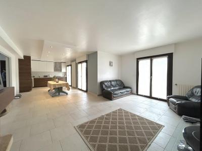 For sale Coubron 6 rooms 133 m2 Seine saint denis (93470) photo 3