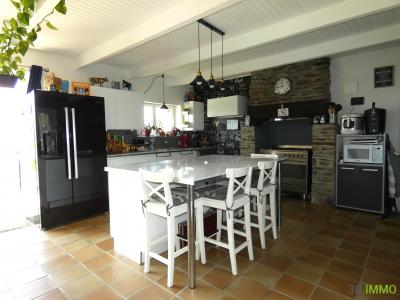 Acheter Maison 161 m2 Mael-carhaix