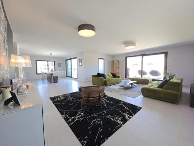 For sale Saint-genis-pouilly 5 rooms 198 m2 Ain (01630) photo 4