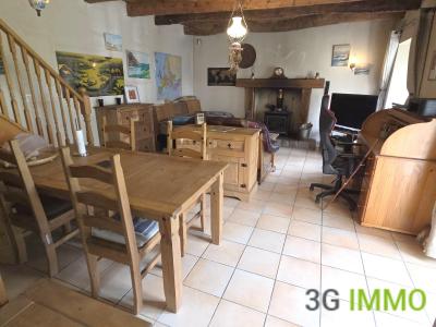 For sale Callac 3 rooms 53 m2 Cotes d'armor (22160) photo 2