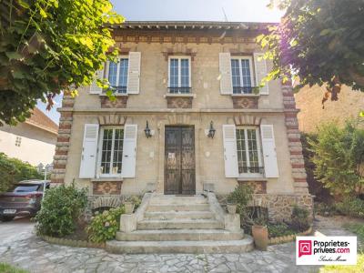 Acheter Maison 236 m2 Beaumont-sur-oise