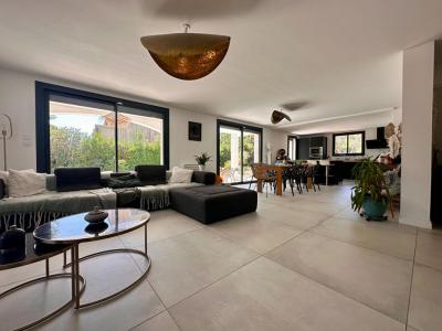 For sale Agde 6 rooms 183 m2 Herault (34300) photo 1