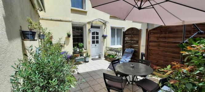 For sale Saint-etienne 5 rooms 109 m2 Loire (42000) photo 1