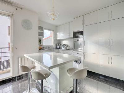 Acheter Appartement Lilas 749500 euros