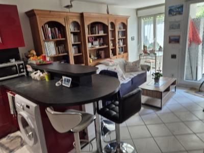 For sale Corbeil-essonnes 3 rooms 52 m2 Essonne (91100) photo 2