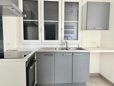 For sale Sainte-savine 4 rooms 97 m2 Aube (10300) photo 4