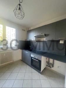 For sale Saint-dizier 4 rooms 82 m2 Haute marne (52100) photo 1