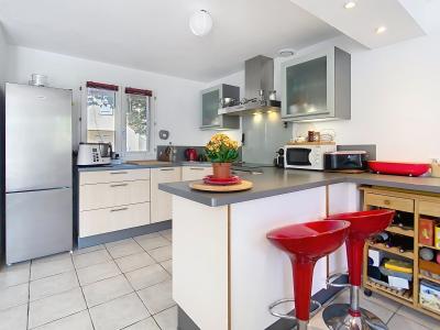 For sale Montpellier 4 rooms 77 m2 Herault (34070) photo 3