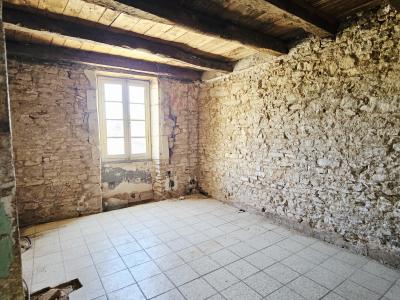 Acheter Maison Savignac-les-eglises 56000 euros