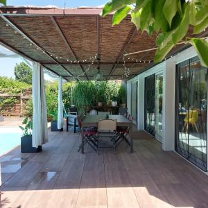 For sale Meyzieu 8 rooms 195 m2 Rhone (69330) photo 1