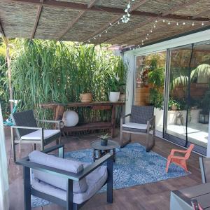 For sale Meyzieu 8 rooms 195 m2 Rhone (69330) photo 2