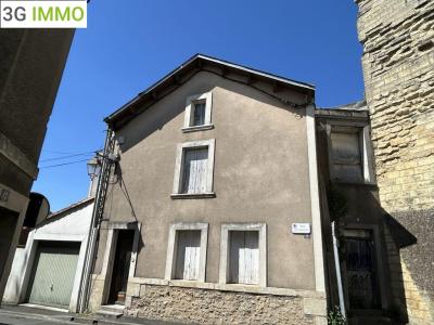 For sale Thouars 4 rooms 90 m2 Deux sevres (79100) photo 0