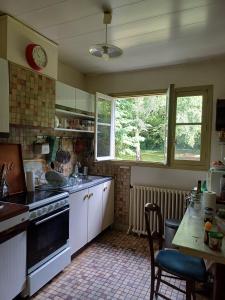 For sale Coubron 4 rooms 101 m2 Seine saint denis (93470) photo 4