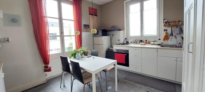 For sale Riom 3 rooms 76 m2 Puy de dome (63200) photo 3