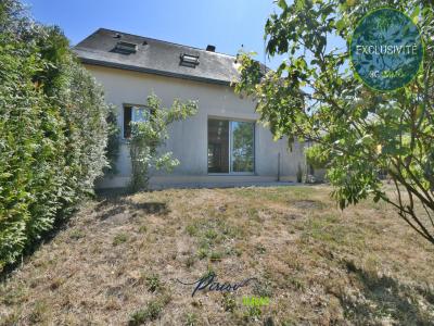 For sale Louresse-rochemenier 7 rooms 106 m2 Maine et loire (49700) photo 1