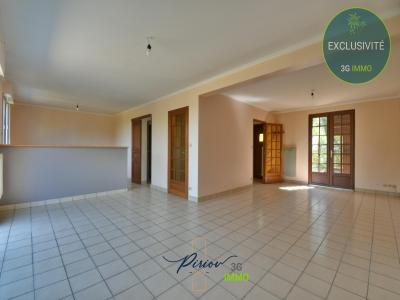 For sale Louresse-rochemenier 7 rooms 106 m2 Maine et loire (49700) photo 2