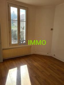 For sale Vierzon 4 rooms 72 m2 Cher (18100) photo 3