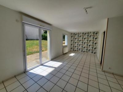 For sale Saint-jean-de-boiseau 5 rooms 92 m2 Loire atlantique (44640) photo 2