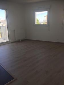 For rent Rennes 2 rooms 44 m2 Ille et vilaine (35200) photo 4