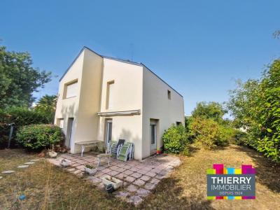 For sale Nantes 6 rooms 120 m2 Loire atlantique (44300) photo 0