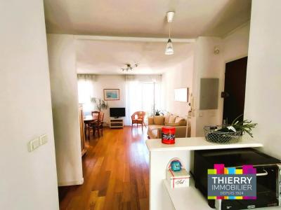 For sale Nantes 3 rooms 52 m2 Loire atlantique (44000) photo 3