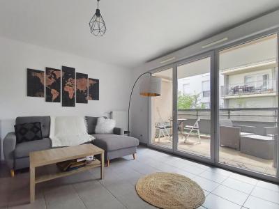 For sale Lyon-8eme-arrondissement 3 rooms 68 m2 Rhone (69008) photo 4