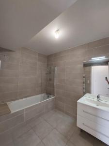 Louer Appartement Rueil-malmaison 3453 euros