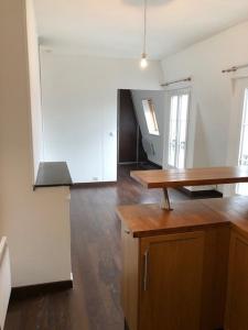Annonce Location 2 pices Appartement Paris-20eme-arrondissement 75