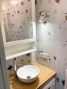 For rent Paris-11eme-arrondissement 1 room 17 m2 Paris (75011) photo 4