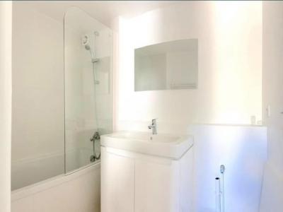 Louer Appartement Paris-20eme-arrondissement 1007 euros