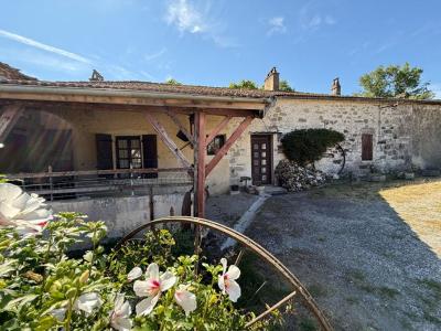 For sale Dausse 5 rooms 102 m2 Lot et garonne (47140) photo 0