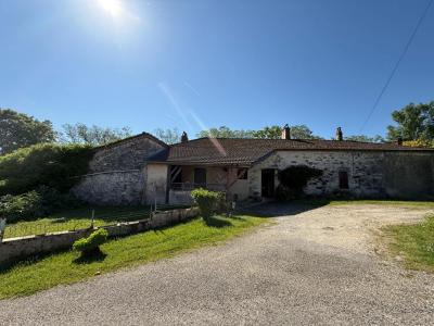 For sale Dausse 5 rooms 102 m2 Lot et garonne (47140) photo 1