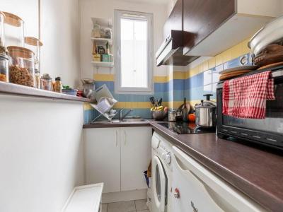 For sale Paris-10eme-arrondissement 2 rooms 27 m2 Paris (75010) photo 4